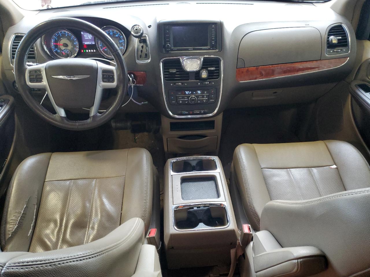 2014 Chrysler Town & Country VIN 2C4RC1CG5ER139390 Copart auction photo, front end / minor dent/scratches damage thumbnail 8