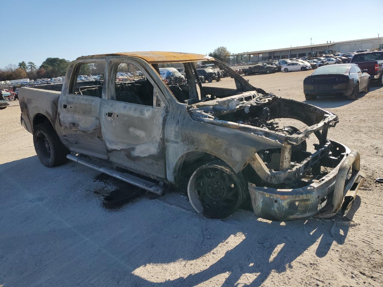 2017 RAM 1500 VIN 1C6RR7LM9HS876366 Copart auction photo, burn damage thumbnail 4