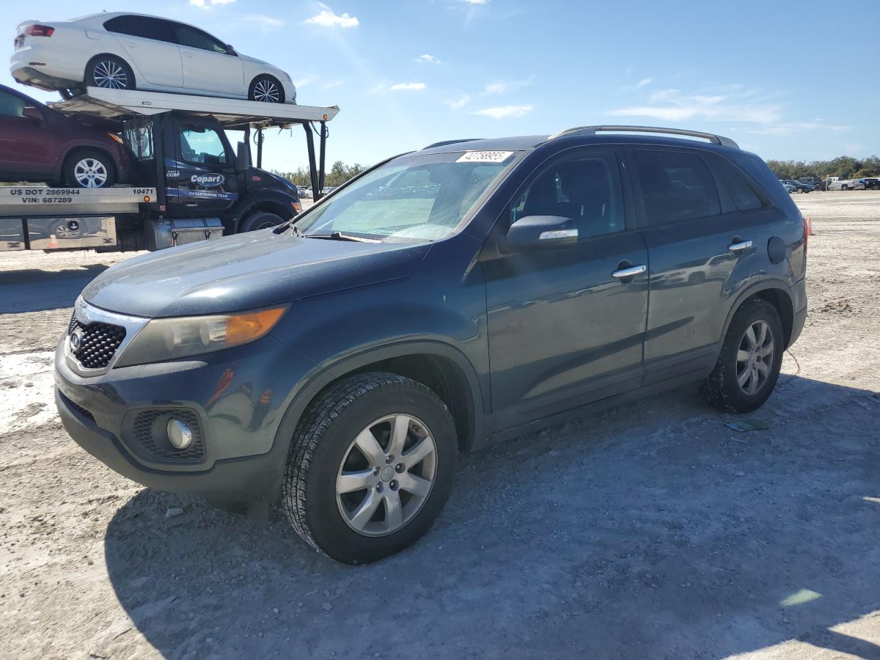 2011 KIA Sorento VIN 5XYKT3A12BG117617