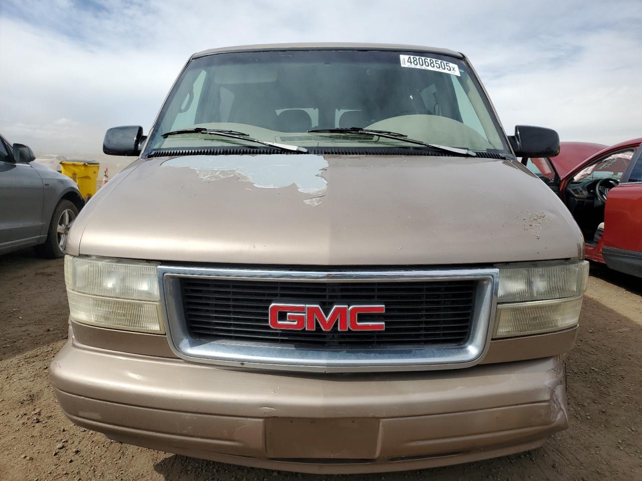 1999 GMC Safari VIN 1GKDM19WXXB512466 Copart auction photo, all over damage thumbnail 5