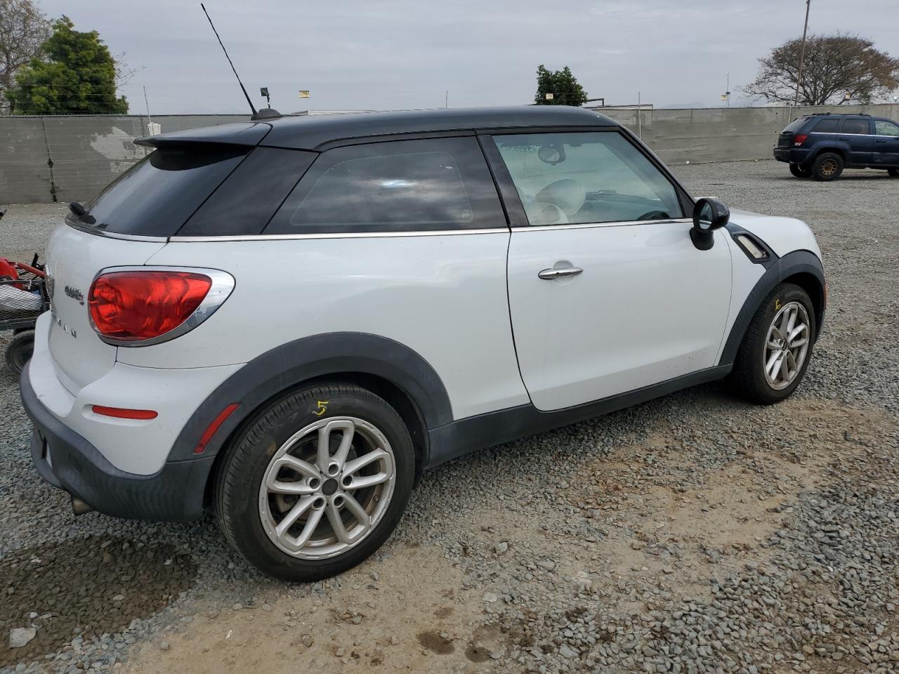 2015 MINI Cooper VIN WMWSS5C55FWN49848 Copart auction photo, front end damage thumbnail 3