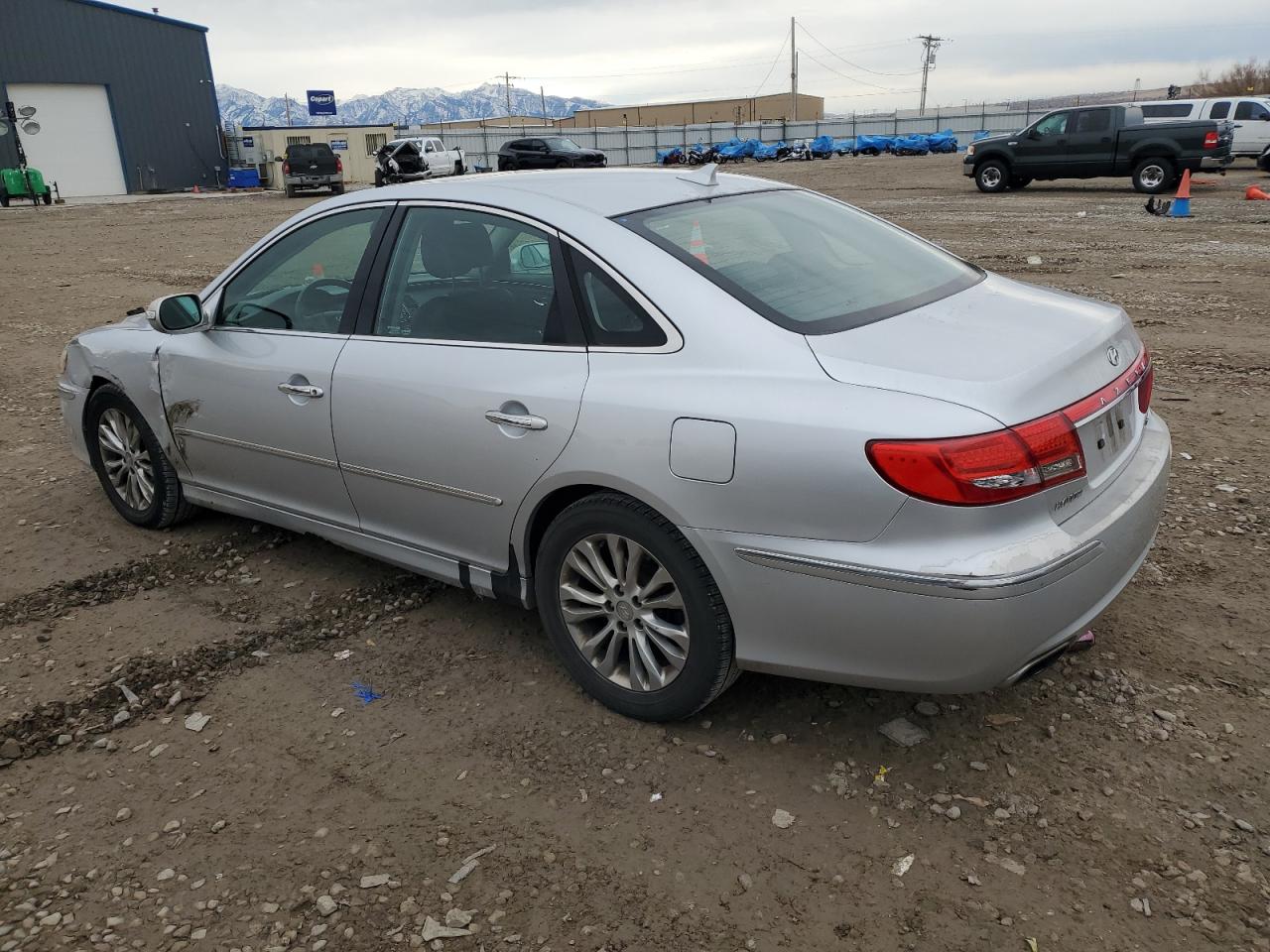 2011 Hyundai Azera VIN KMHFC4DF2BA539526 Copart auction photo, all over damage thumbnail 2