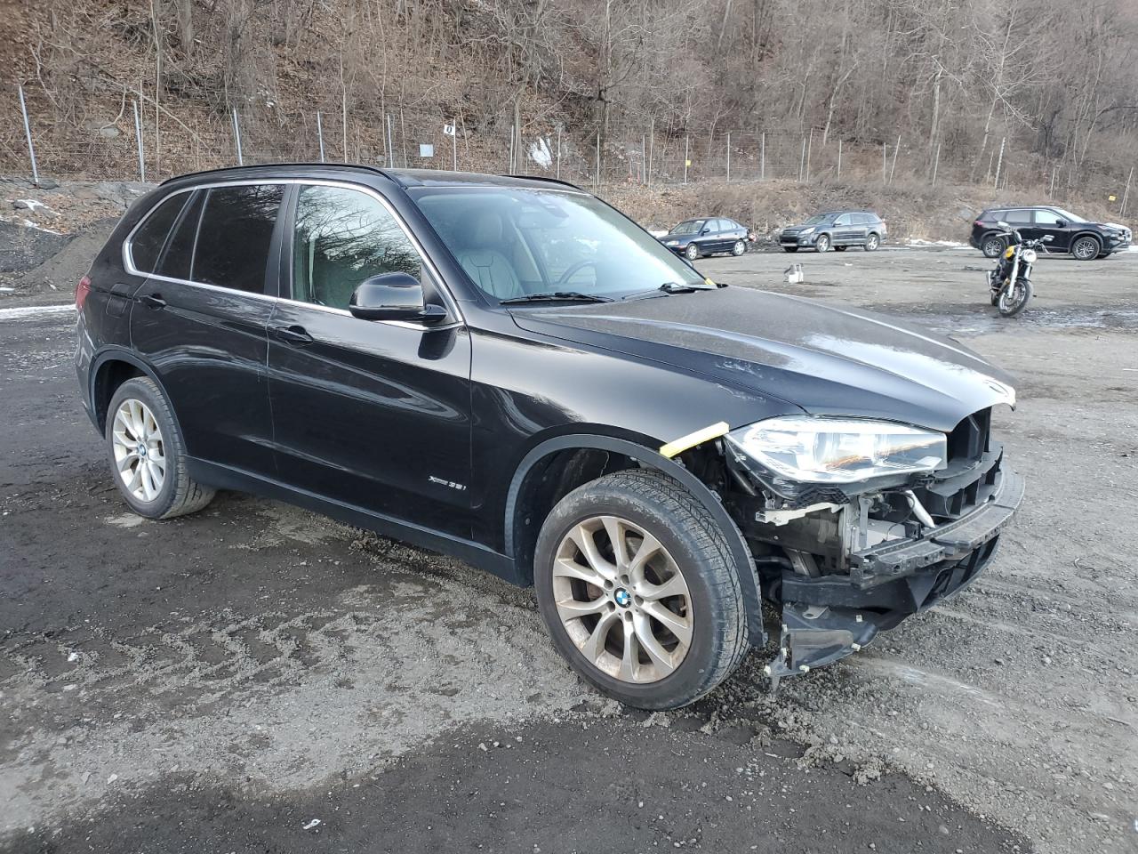 2016 BMW X5 VIN 5UXKR0C58G0S89420 Copart auction photo, front end / minor dent/scratches damage thumbnail 4