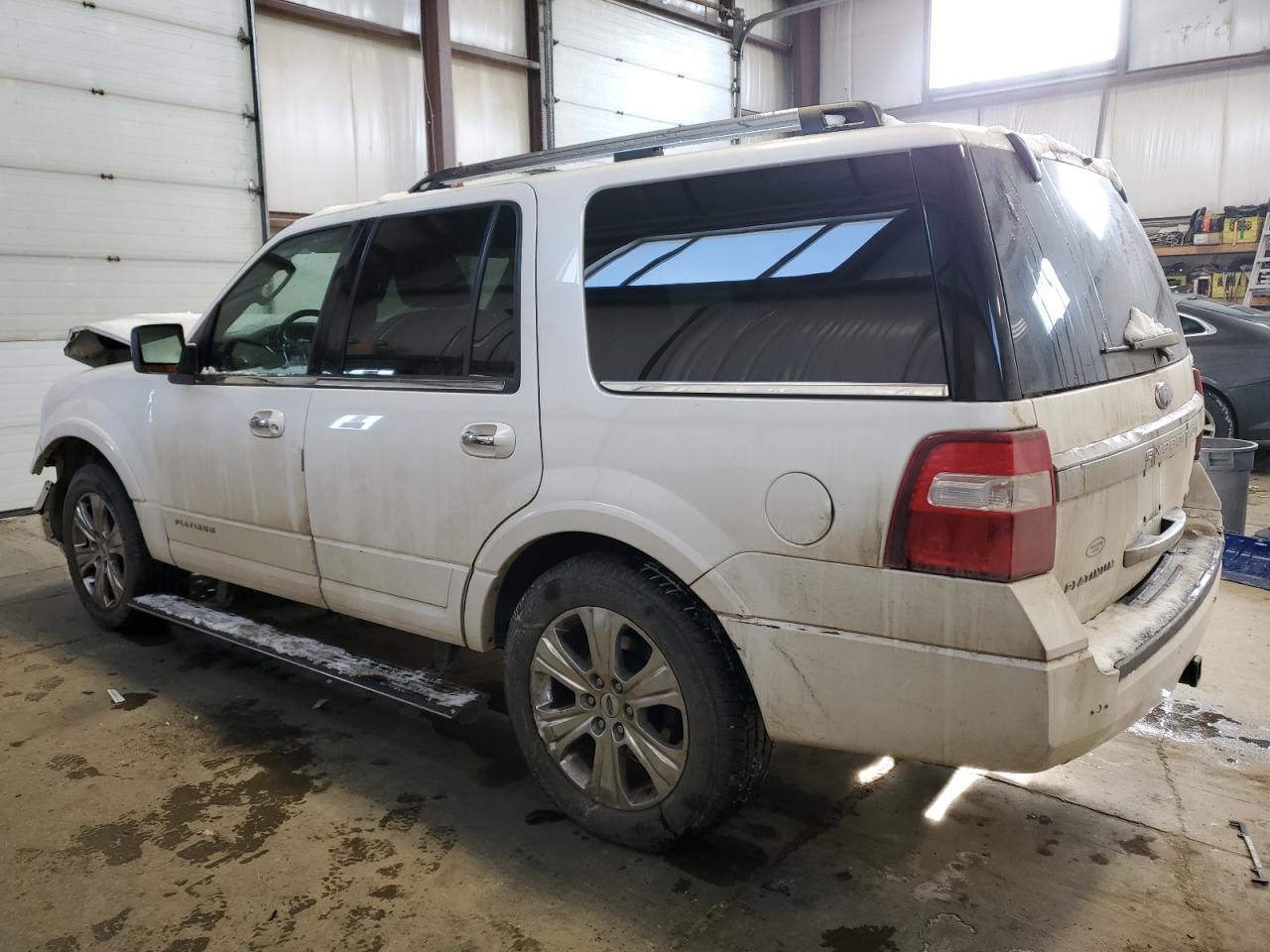 2016 Ford Expedition VIN 1FMJU1MT5GEF47373 Copart auction photo, front end / side damage thumbnail 2