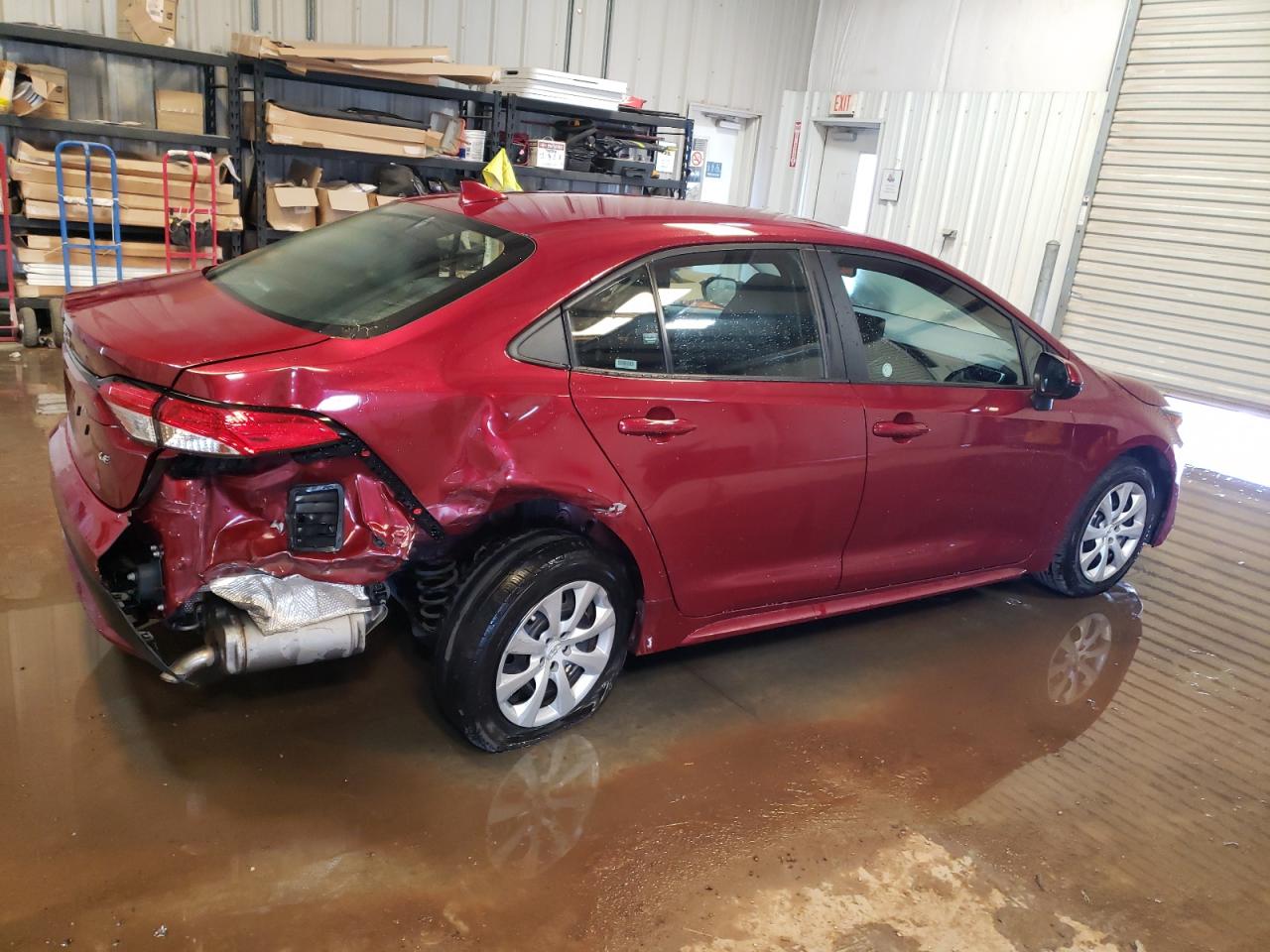 2022 Toyota Corolla VIN 5YFEPMAE0NP271480 Copart auction photo, rear end damage thumbnail 3