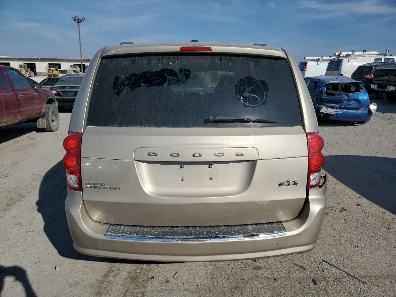 2013 Dodge Caravan VIN 2C4RDGCG7DR622331 Copart auction photo, all over / mechanical damage thumbnail 6