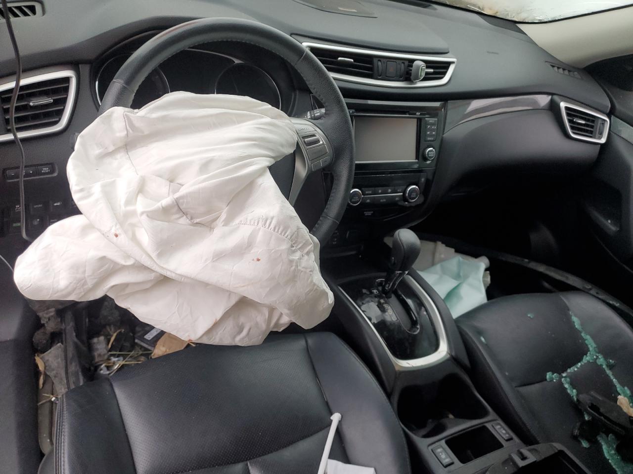 2015 Nissan Rogue VIN 5N1AT2MV3FC849247 Copart auction photo, front end / side damage thumbnail 8