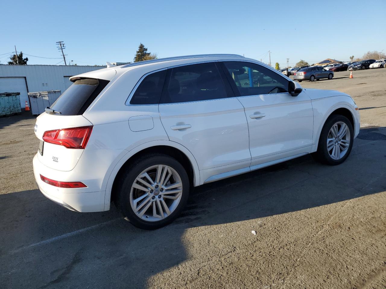 2018 Audi Q5 VIN WA1BNAFY6J2203990 Copart auction photo, biohazard/chemical / minor dent/scratches damage thumbnail 3