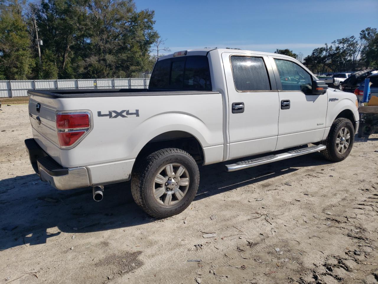 2011 Ford F-150 VIN 1FTFW1ET6BFC10684 Copart auction photo, burn - engine / minor dent/scratches damage thumbnail 3
