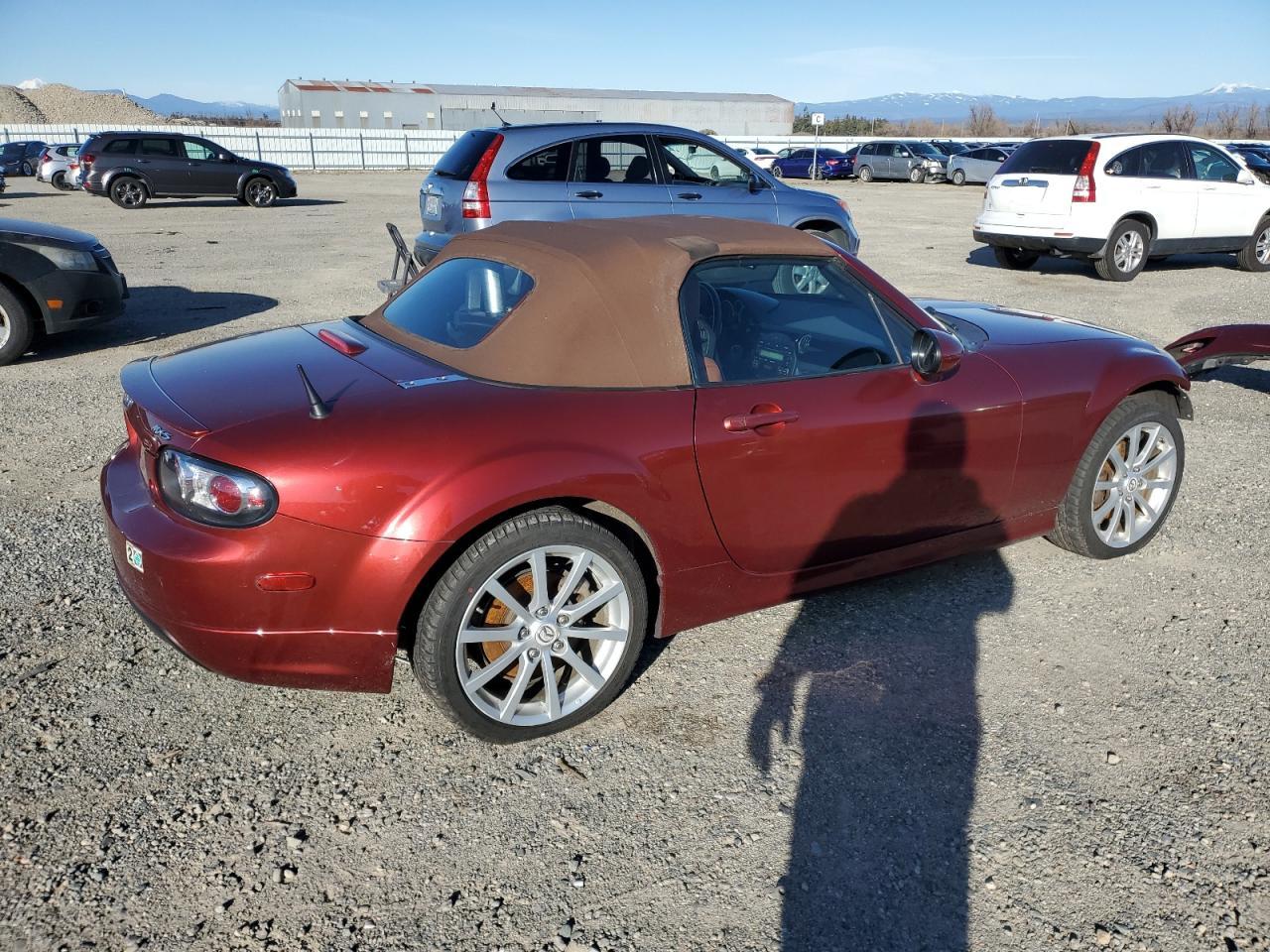 2008 Mazda MX-5 VIN JM1NC25FX80152952 Copart auction photo, front end damage thumbnail 3