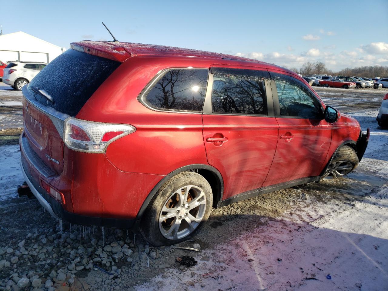 2015 Mitsubishi Outlander VIN JA4AZ3A30FZ003144 Copart auction photo, front end / side damage thumbnail 3