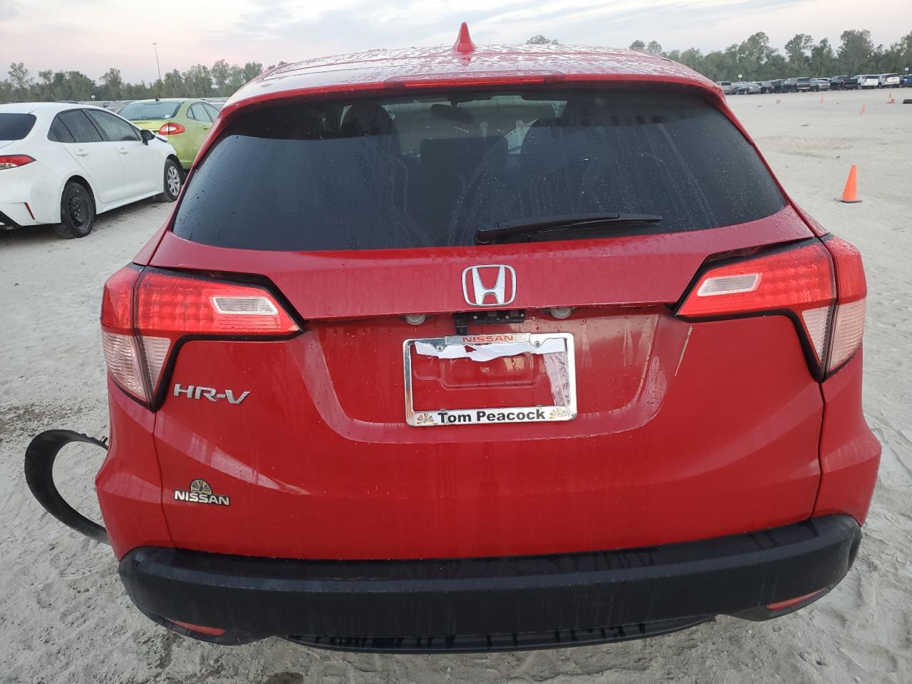 2016 Honda HR-V VIN 3CZRU5H56GM721241 Copart auction photo, side / front end damage thumbnail 6