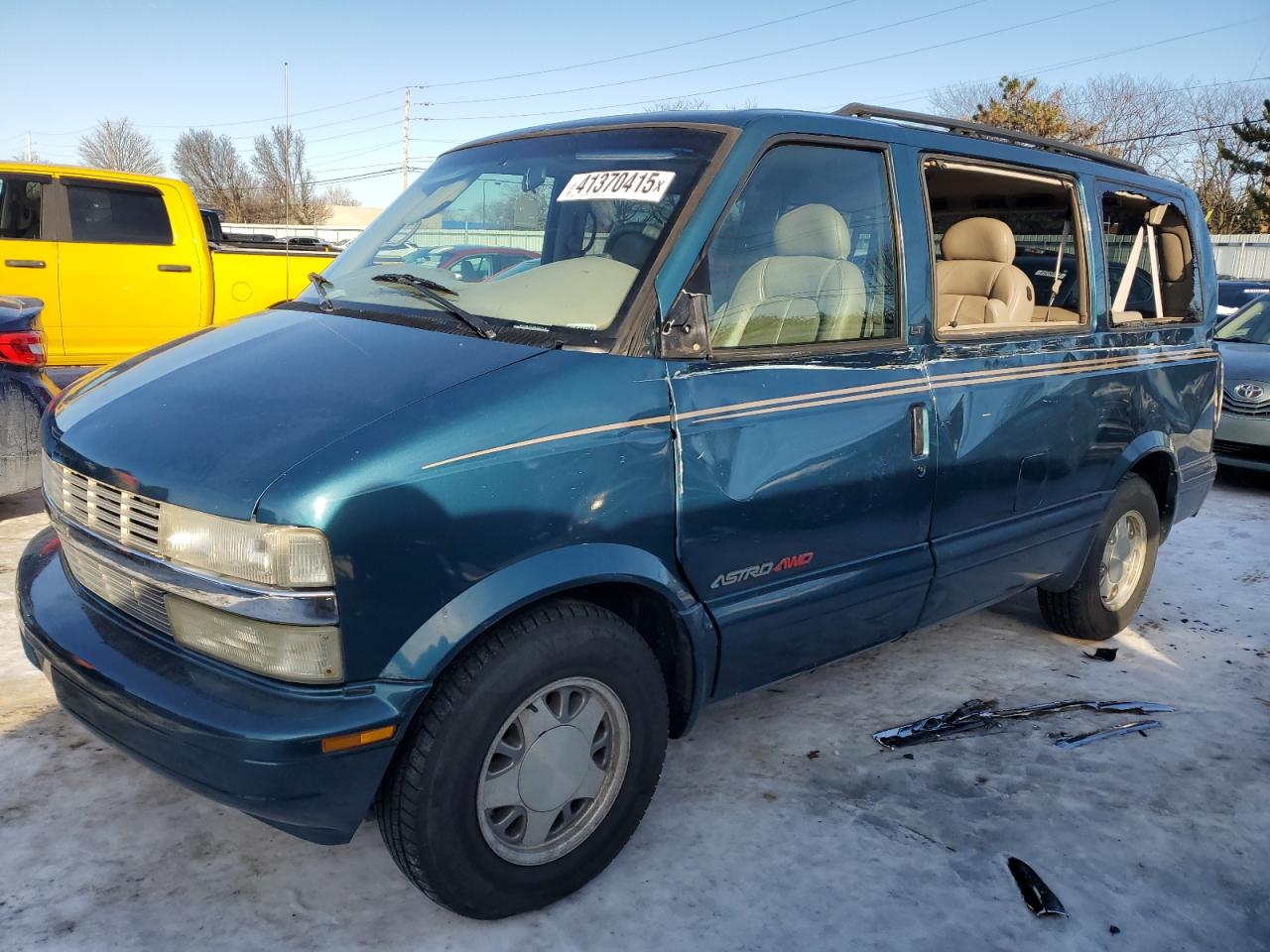 2002 Chevrolet Astro VIN 1GNEL19X72B122193