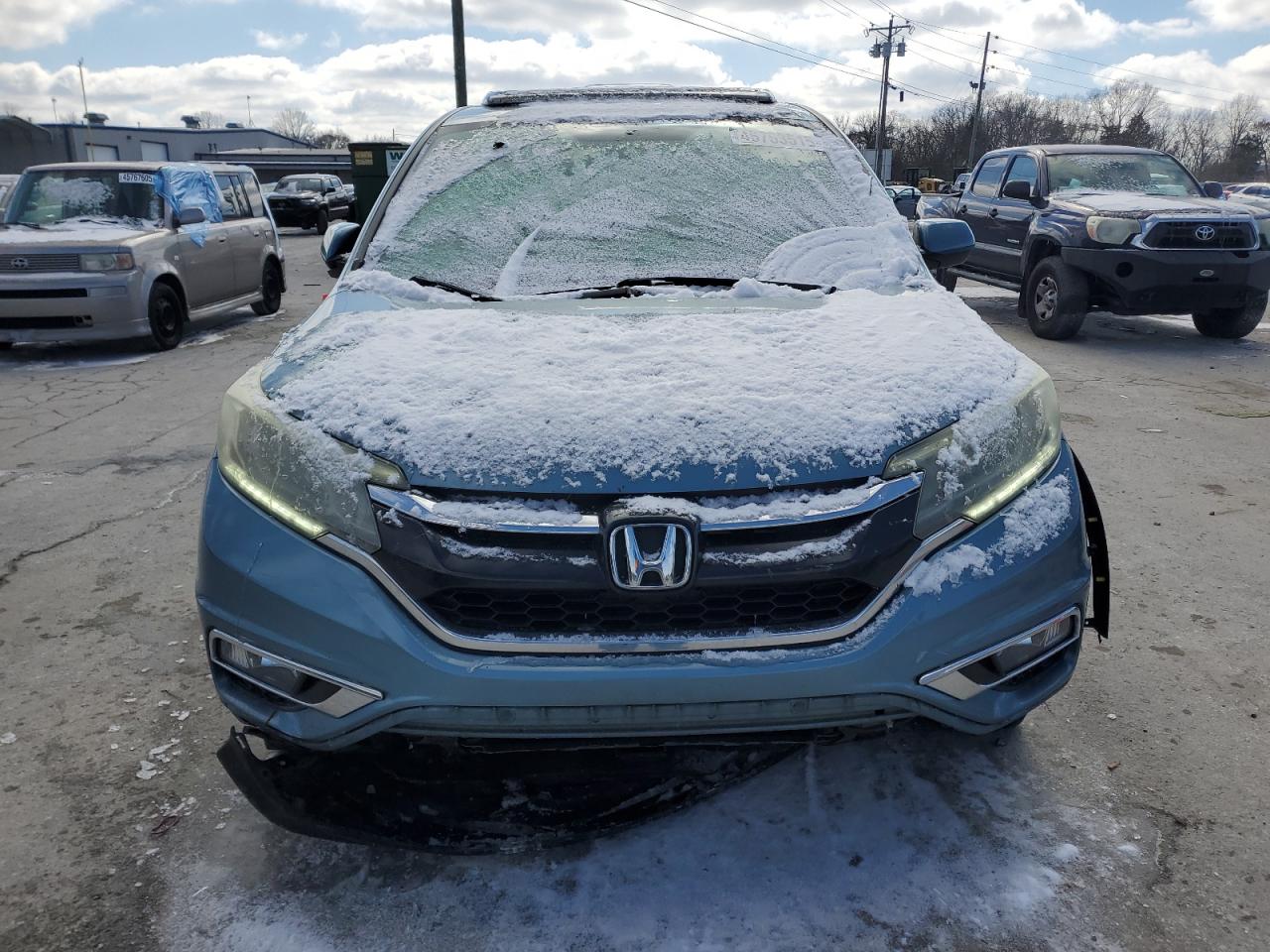2016 Honda CR-V VIN 2HKRM3H50GH513789 Copart auction photo, front end / minor dent/scratches damage thumbnail 5