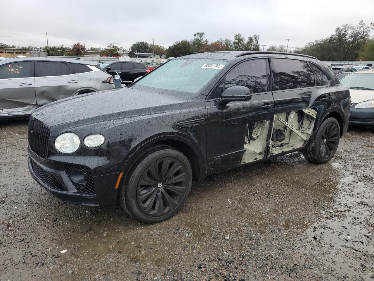 2023 Bentley Bentayga VIN SJAHT2ZV5PC017214