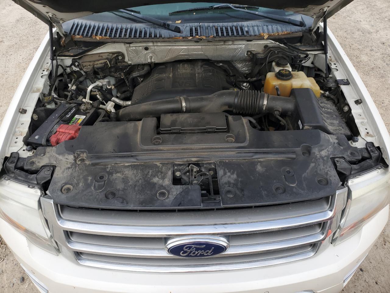 2015 Ford Expedition VIN 1FMJK2ATXFEF30163 Copart auction photo, side / minor dent/scratches damage thumbnail 13