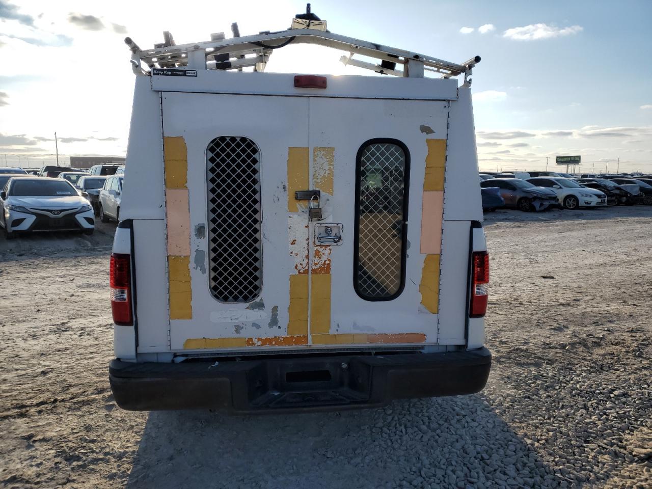 2008 Ford F-150 VIN 1FTRF12288KC95455 Copart auction photo, minor dent/scratches damage thumbnail 6