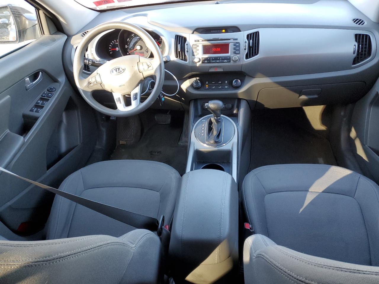 2011 KIA Sportage VIN KNDPBCA28B7073444 Copart auction photo, side / minor dent/scratches damage thumbnail 8