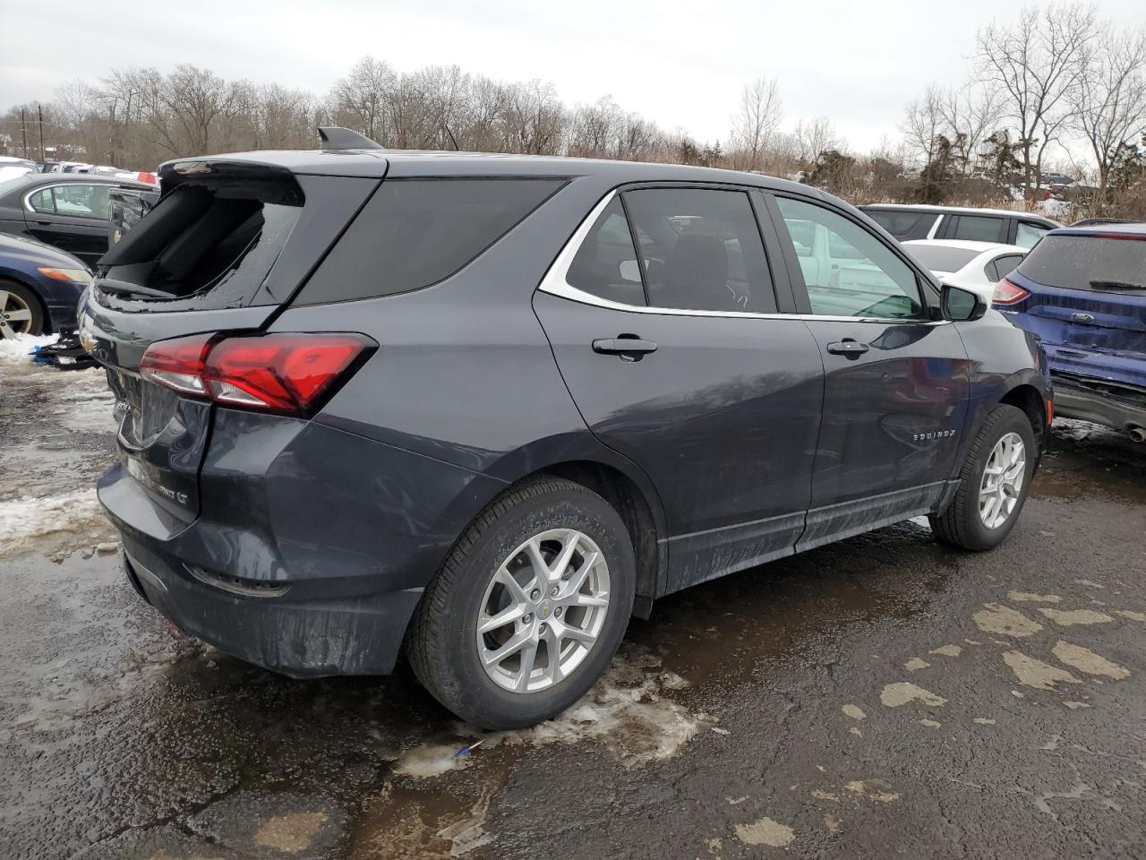 2022 Chevrolet Equinox VIN 2GNAXUEV9N6106867 Copart auction photo, rear end damage thumbnail 3