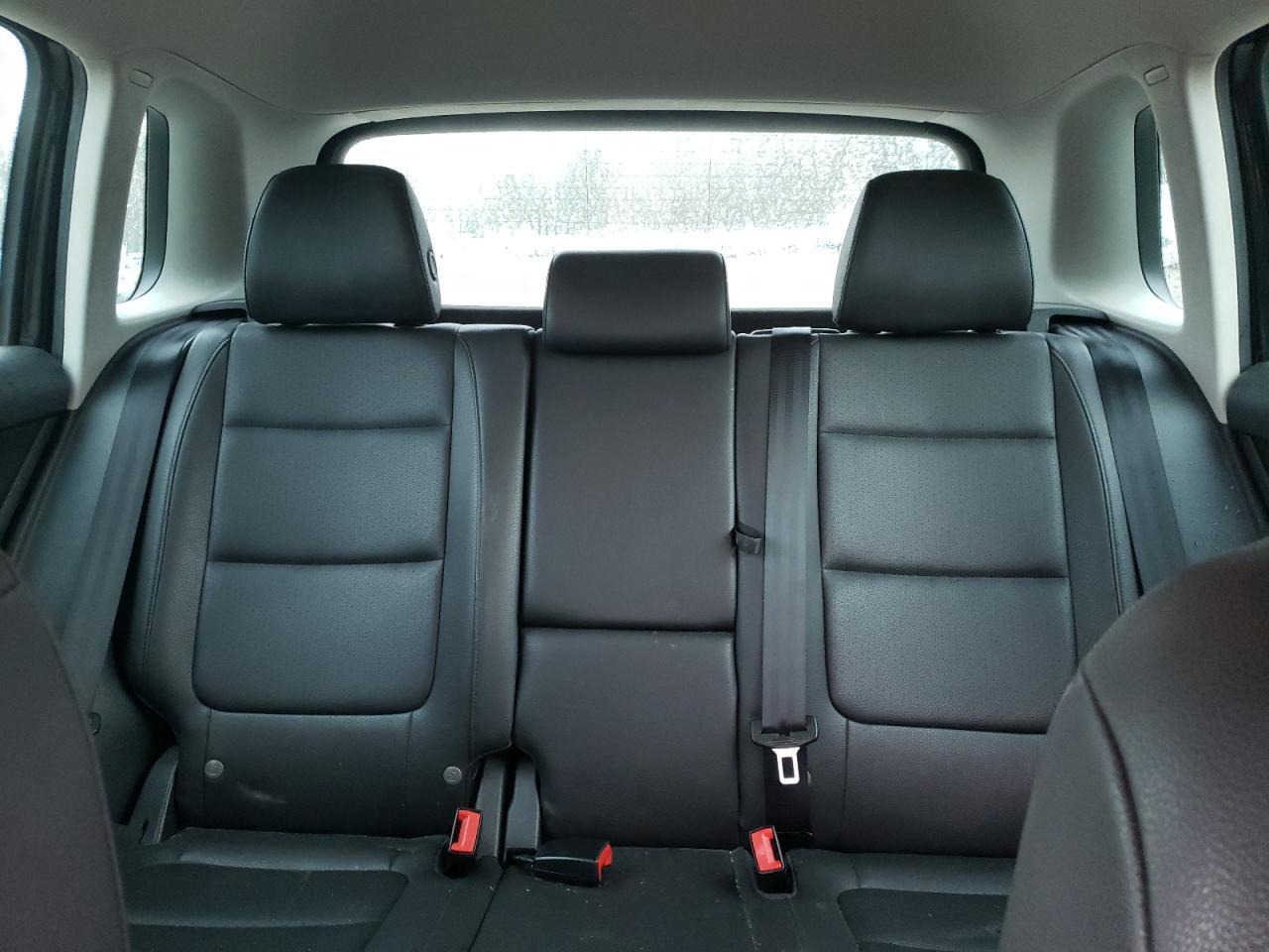 2015 Volkswagen Tiguan VIN WVGBV7AX9FW518186 Copart auction photo, rear end damage thumbnail 10