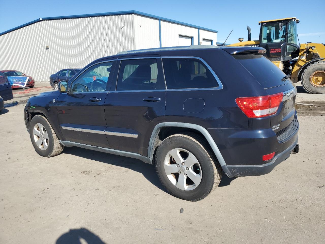 2011 Jeep Grand Cherokee VIN 1J4RR4GG9BC581405 Copart auction photo, front end damage thumbnail 2