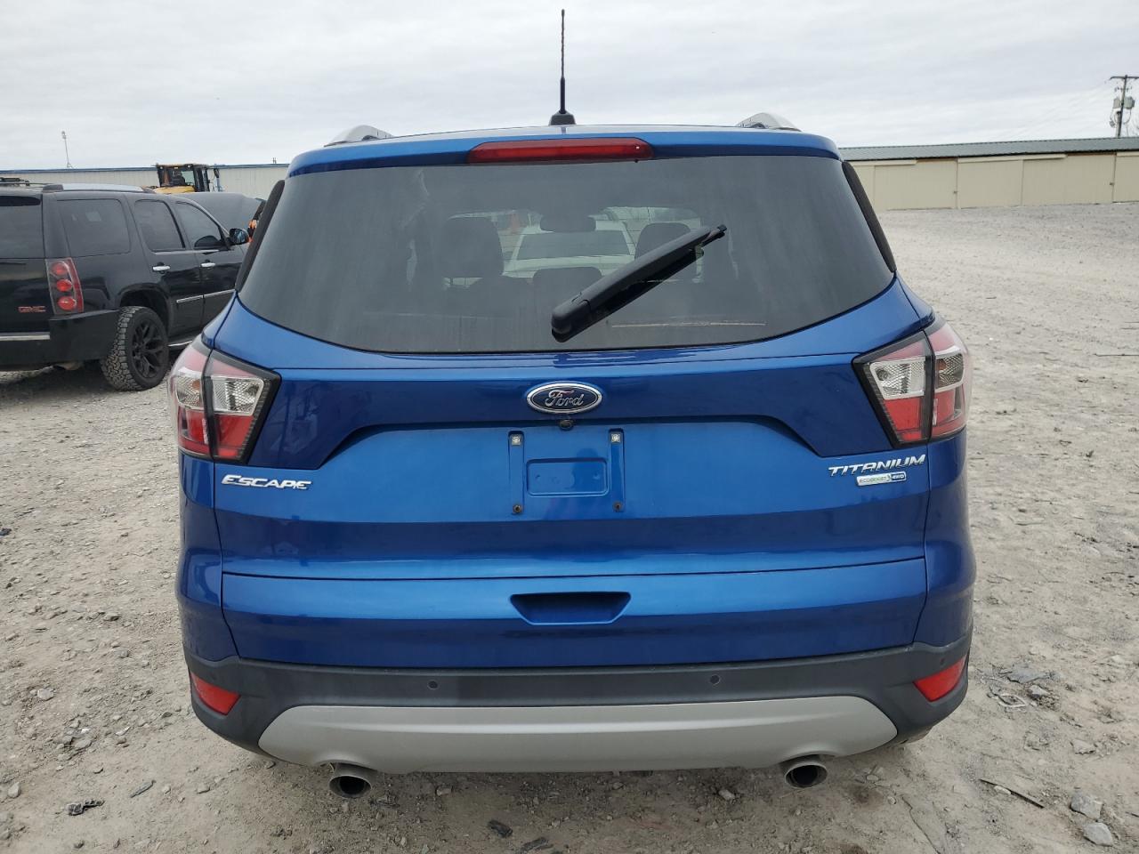 2017 Ford Escape VIN 1FMCU9J96HUB97257 Copart auction photo, front end damage thumbnail 6