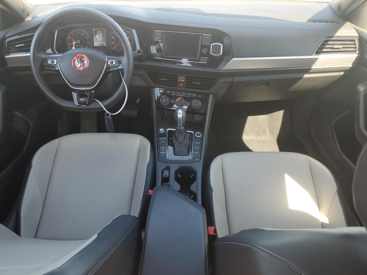 2019 Volkswagen Jetta VIN 3VWC57BU8KM195236 Copart auction photo, rear end damage thumbnail 8