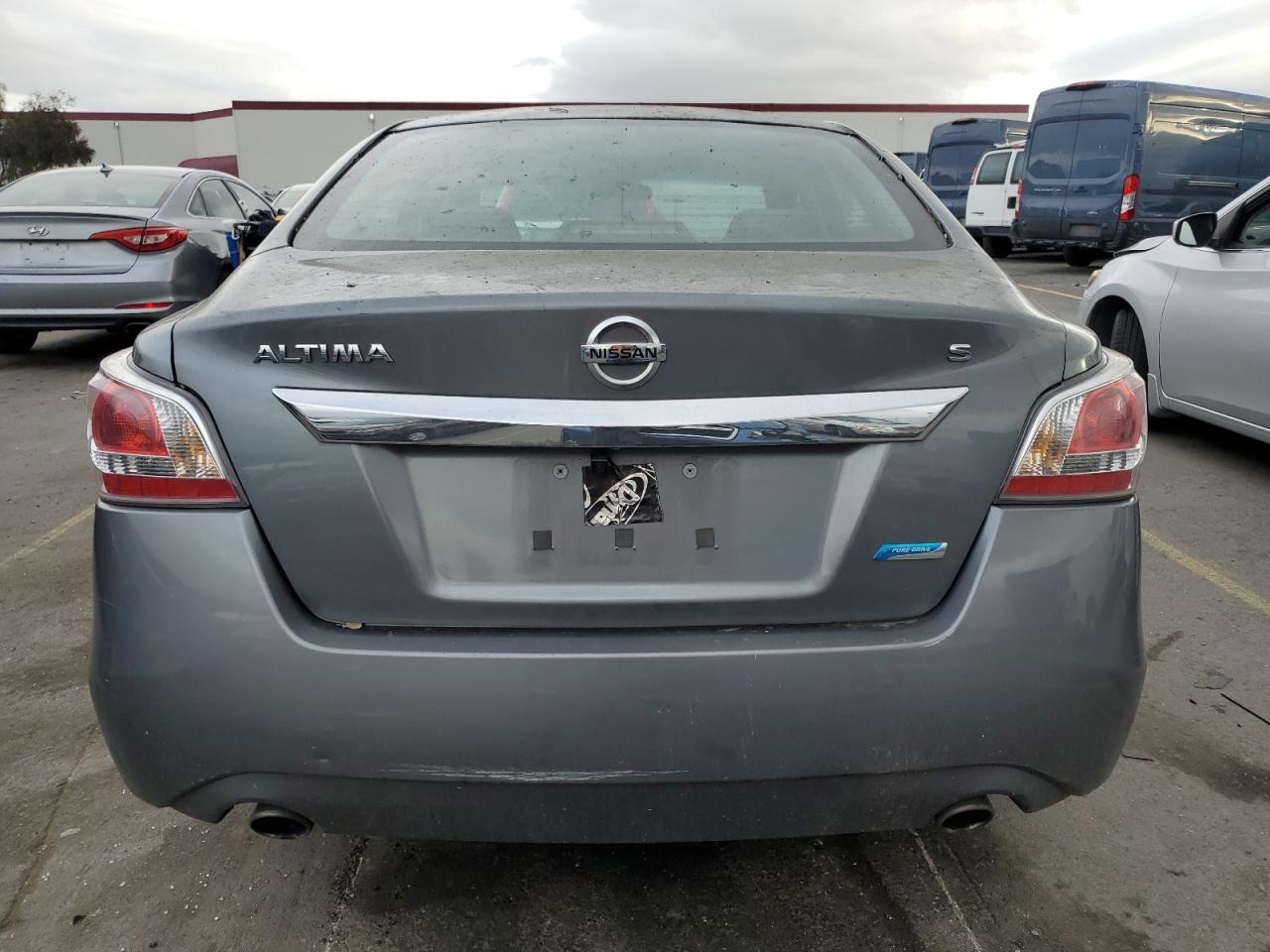 2014 Nissan Altima VIN 1N4AL3AP4EN352068 Copart auction photo, side damage thumbnail 6