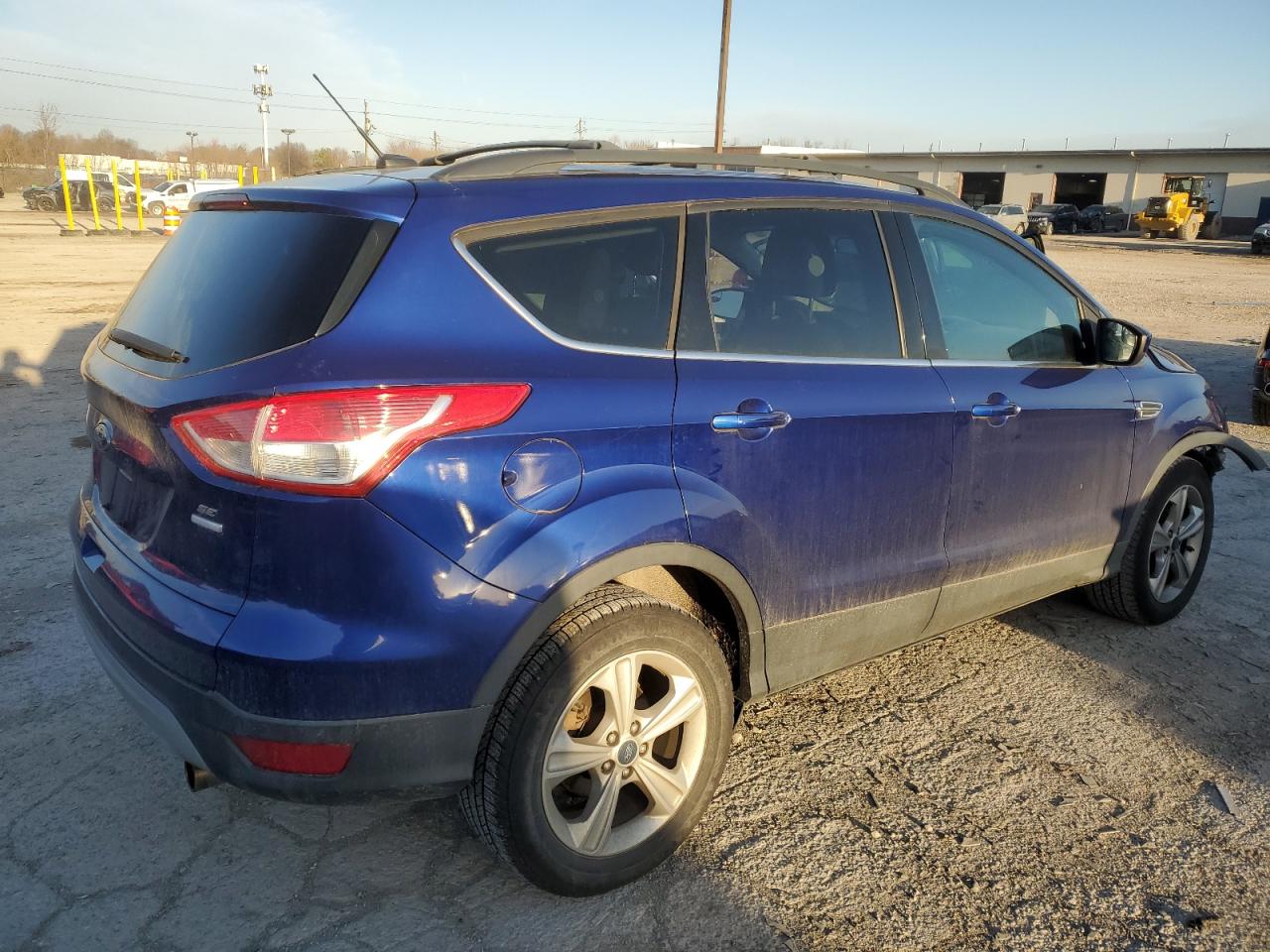 2013 Ford Escape VIN 1FMCU9GX0DUA58354 Copart auction photo, front end / minor dent/scratches damage thumbnail 3