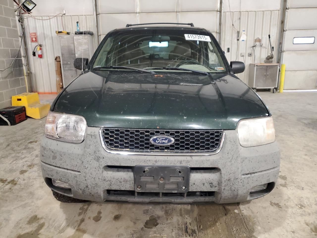 2002 Ford Escape VIN 1FMYU04152KC40562 Copart auction photo, side / rear end damage thumbnail 5
