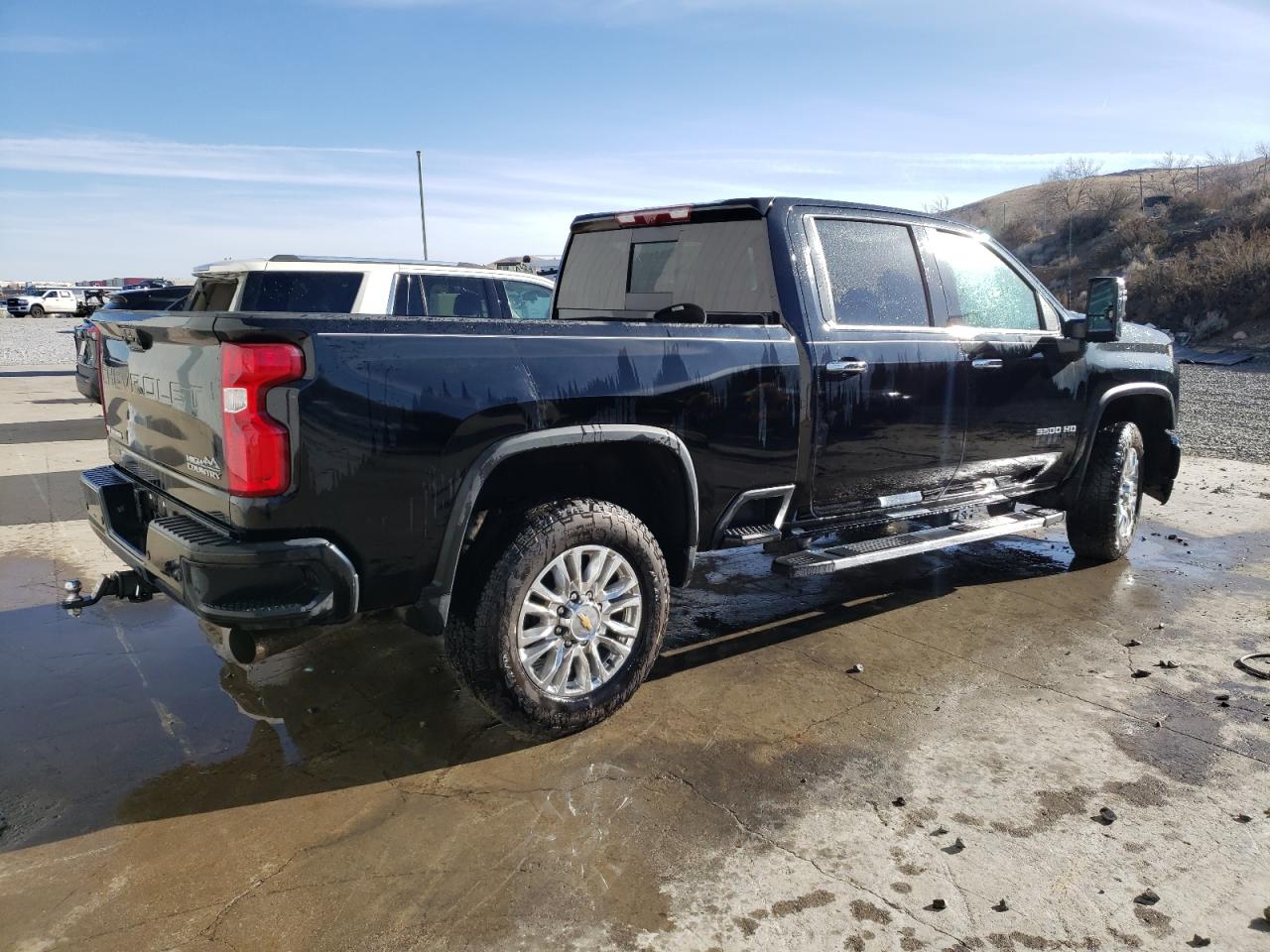 2022 Chevrolet Silverado VIN 2GC4YVEY5N1226357 Copart auction photo, front end damage thumbnail 3