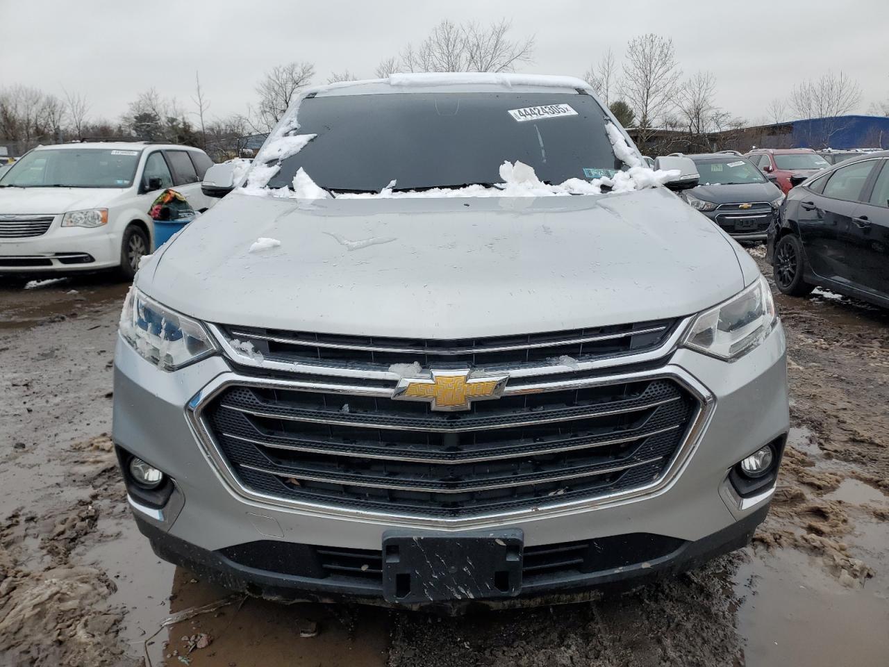 2018 Chevrolet Traverse VIN 1GNERGKW2JJ231832 Copart auction photo, rear end / side damage thumbnail 5