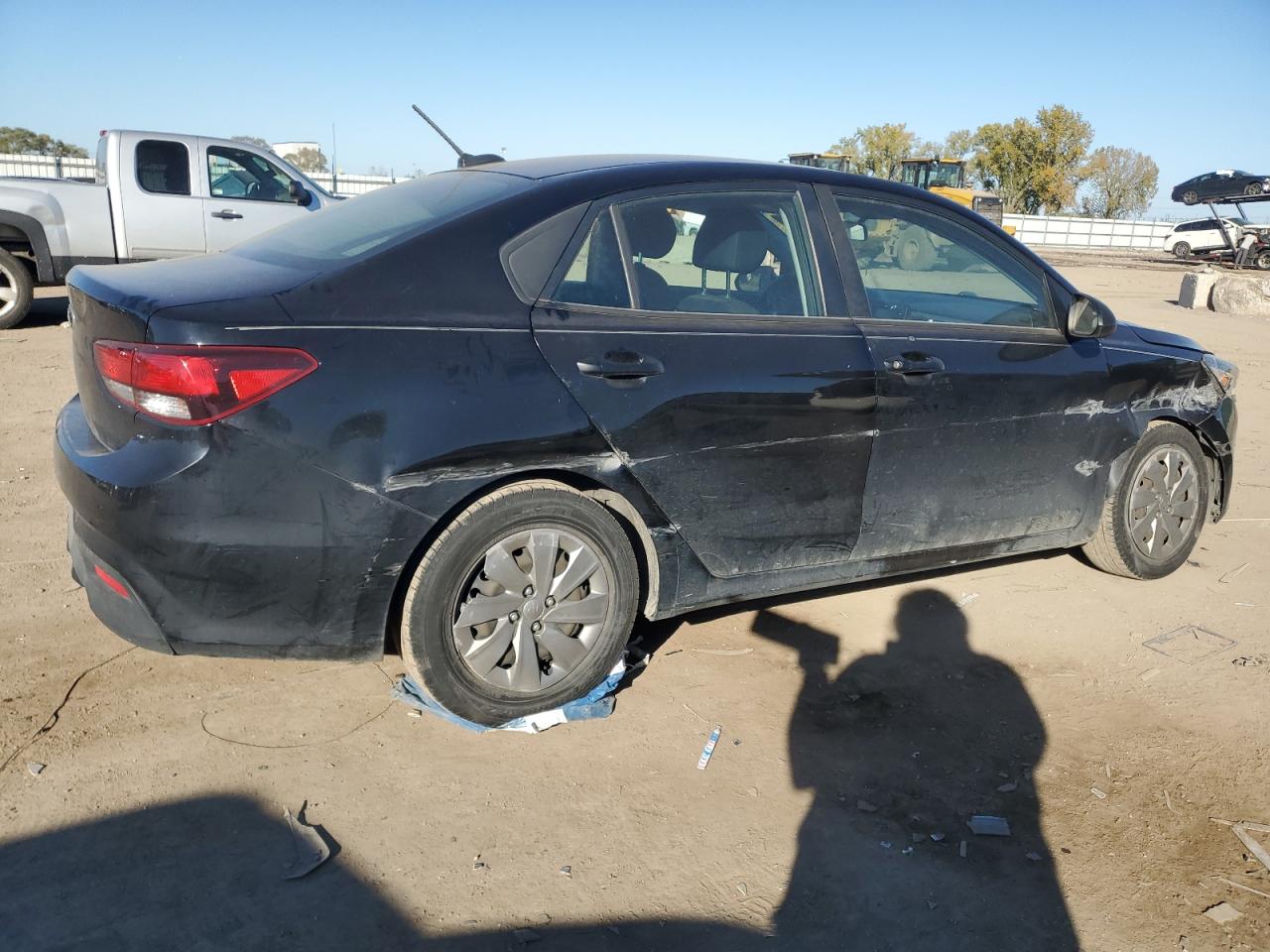 2018 KIA Rio VIN 3KPA24AB5JE060273 Copart auction photo, all over damage thumbnail 3
