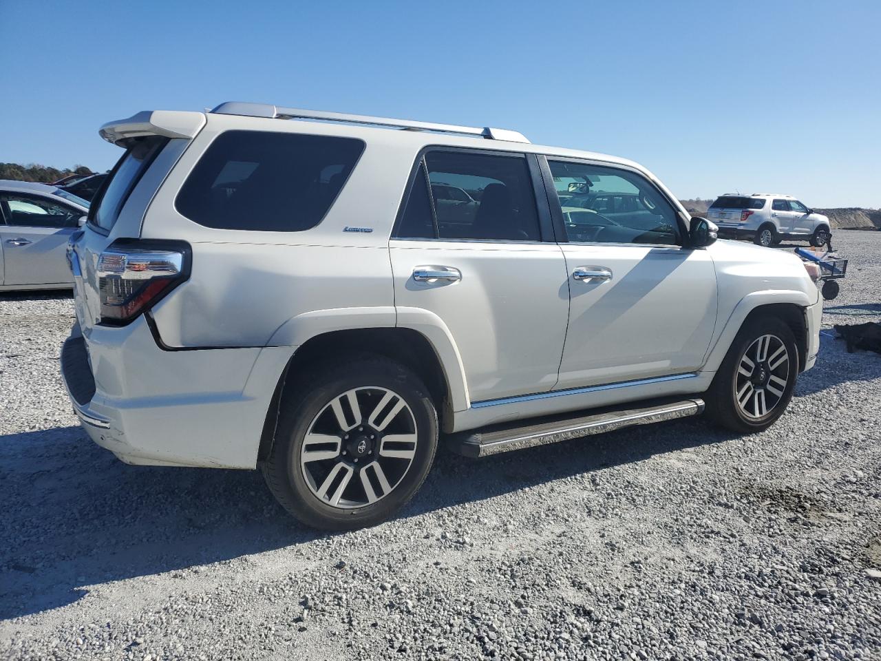 2014 Toyota 4Runner VIN JTEBU5JR2E5175041 Copart auction photo, front end / rear end damage thumbnail 3