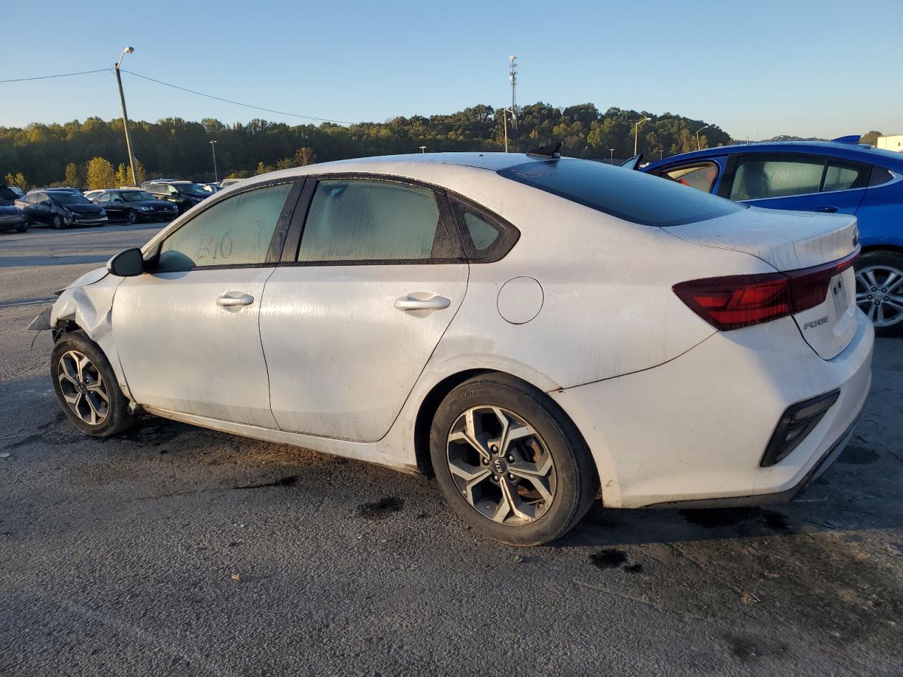 2021 KIA Forte VIN 3KPF24AD9ME411097 Copart auction photo, front end damage thumbnail 2