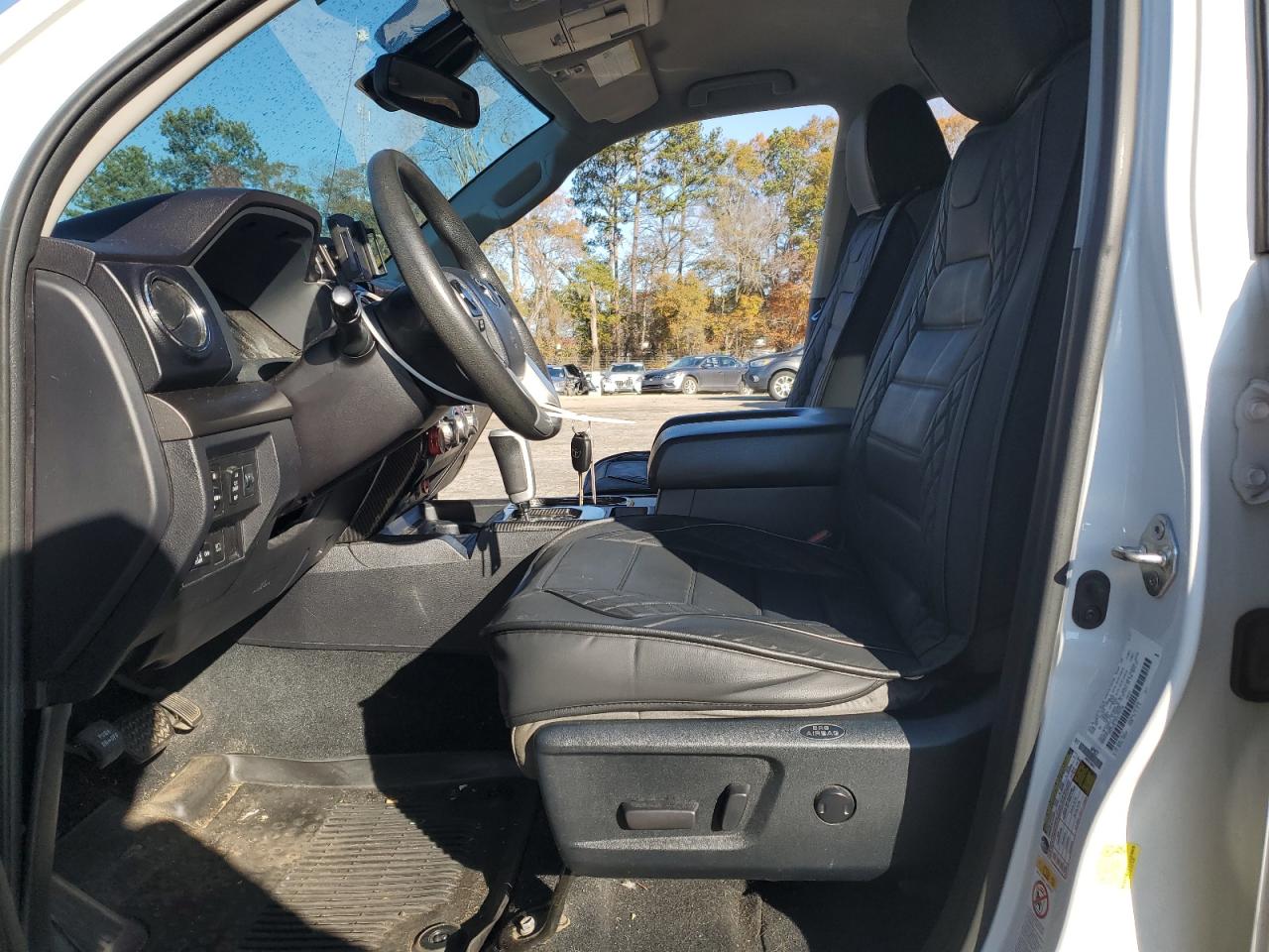 2018 Toyota Tundra VIN 5TFUY5F15JX716330 Copart auction photo, side damage thumbnail 7
