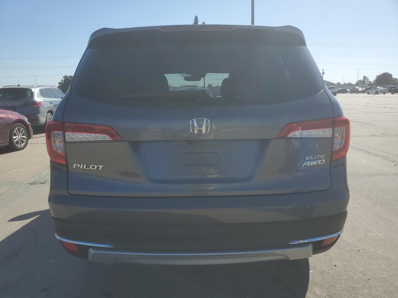 2019 Honda Pilot VIN 5FNYF6H05KB089500 Copart auction photo, hail / minor dent/scratches damage thumbnail 6