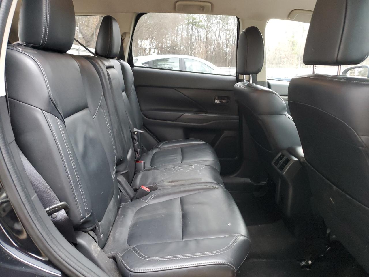 2020 Mitsubishi Outlander VIN JA4AD3A36LZ033680 Copart auction photo, all over damage thumbnail 11
