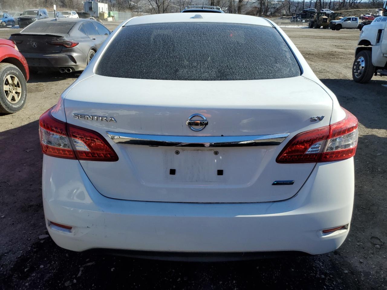 2014 Nissan Sentra VIN 3N1AB7AP6EY325268 Copart auction photo, front end / minor dent/scratches damage thumbnail 6