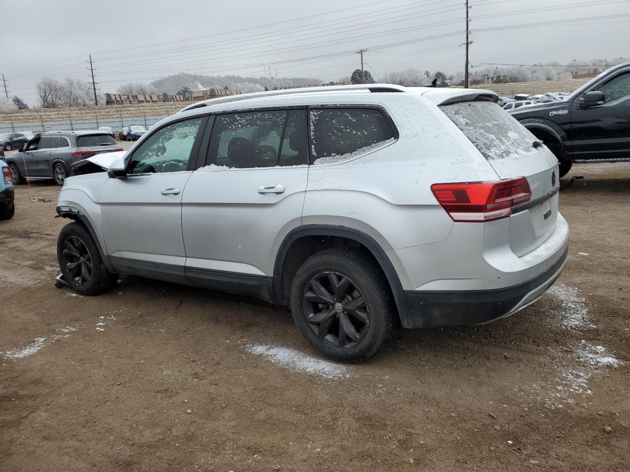 2018 Volkswagen Atlas VIN 1V2KR2CA5JC570847 Copart auction photo, front end damage thumbnail 2