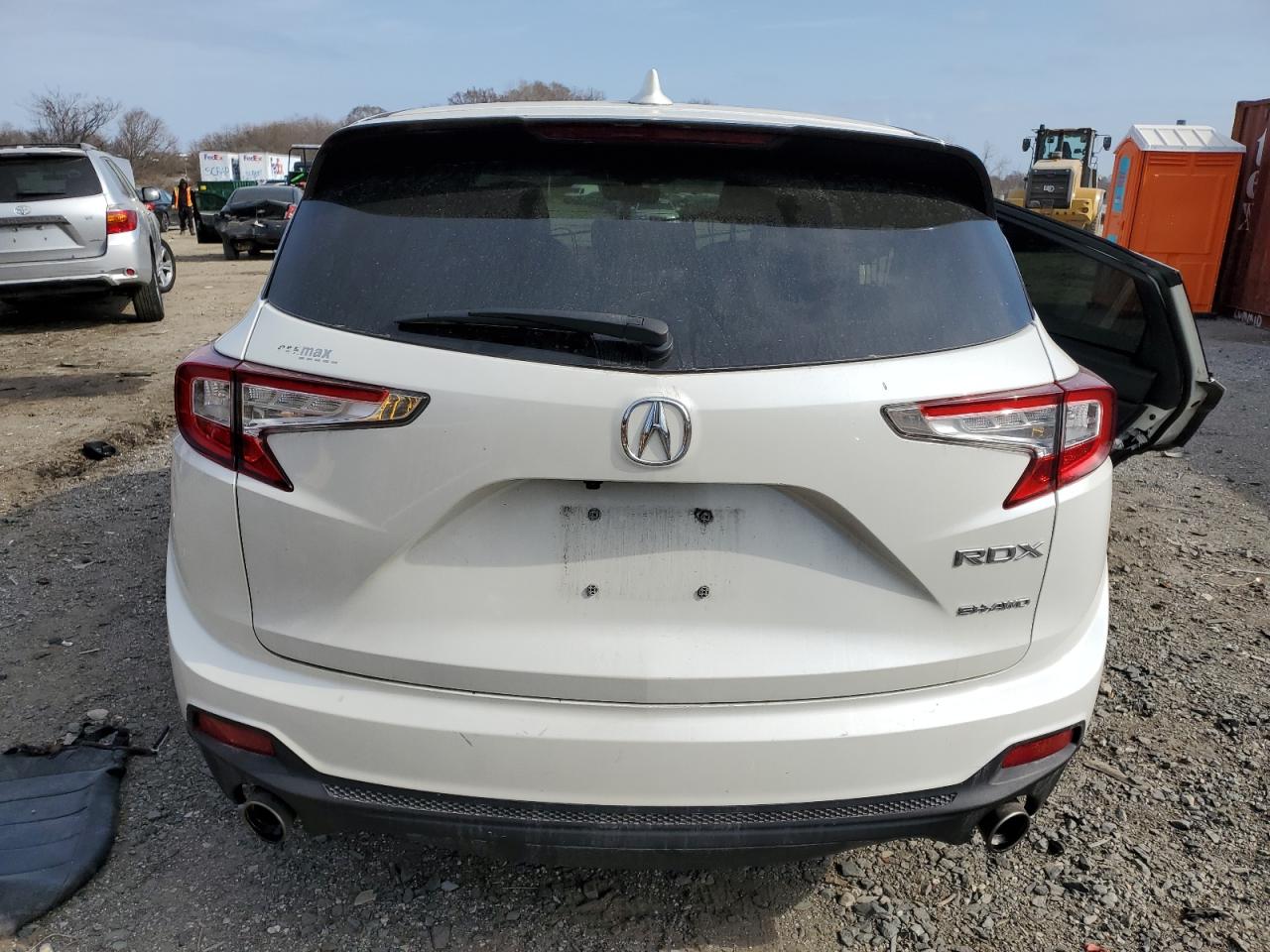 2019 Acura RDX VIN 5J8TC2H32KL032854 Copart auction photo, side / minor dent/scratches damage thumbnail 6