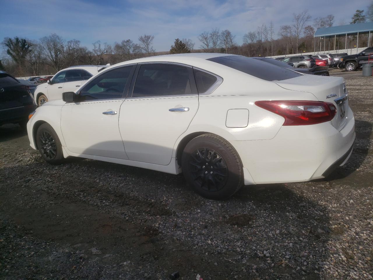 2018 Nissan Altima VIN 1N4AL3AP3JC472336 Copart auction photo, front end / minor dent/scratches damage thumbnail 2