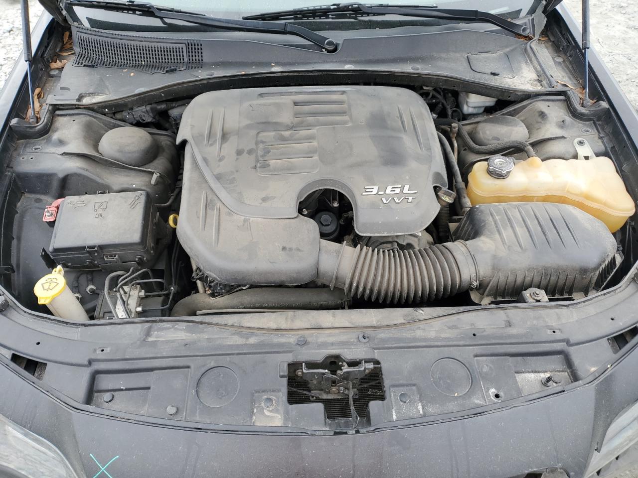 2013 Chrysler 300 VIN 2C3CCAAG5DH551763 Copart auction photo, front end damage thumbnail 11