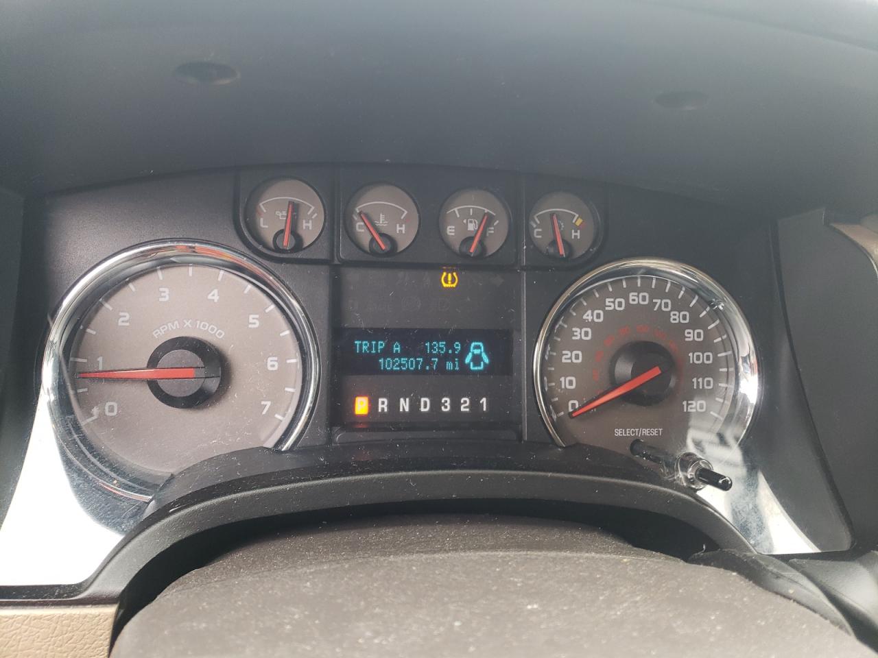 2009 Ford F-150 VIN 1FTRW12809FA24596 Copart auction photo, minor dent/scratches damage thumbnail 9