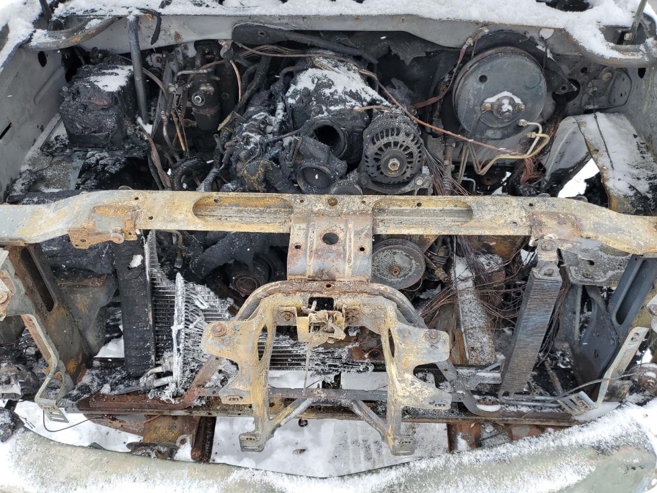 2009 Chevrolet Silverado VIN 3GCEK13C79G244653 Copart auction photo, burn - engine / burn - interior damage thumbnail 11