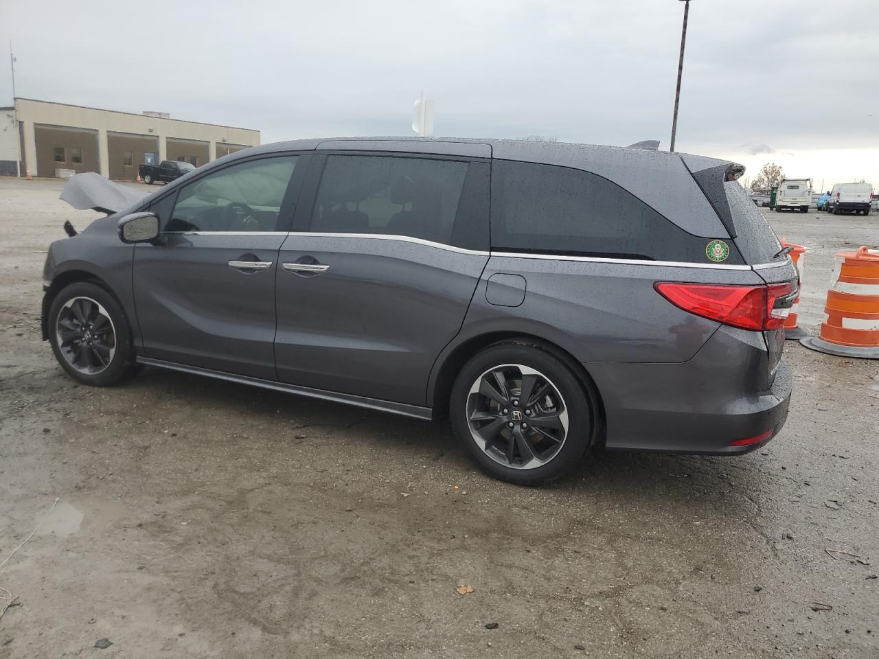 2024 Honda Odyssey VIN 5FNRL6H92RB004747 Copart auction photo, front end / minor dent/scratches damage thumbnail 2