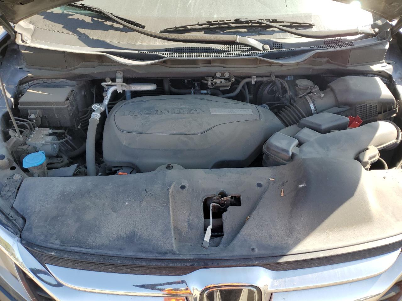 2019 Honda Odyssey VIN 5FNRL6H70KB105127 Copart auction photo, side / front end damage thumbnail 12