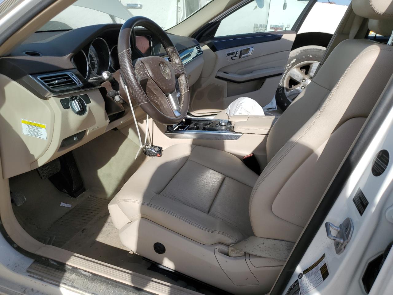 2014 Mercedes-Benz E-klasse VIN WDDHF5KBXEA826858 Copart auction photo, water/flood damage thumbnail 7