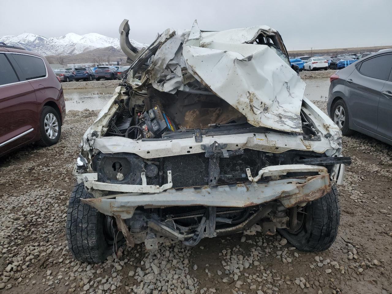 2001 Isuzu Trooper VIN JACDJ58X817J18687 Copart auction photo, rollover damage thumbnail 5