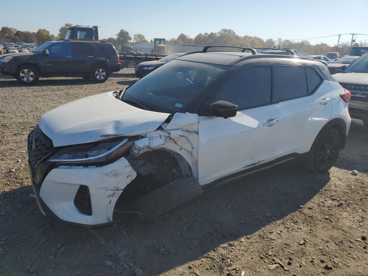 2021 Nissan Kicks VIN 3N1CP5DV5ML560412